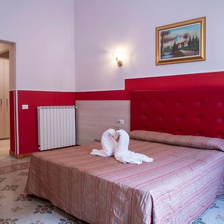 Domus Napoleone Hotel Rome Bagian luar foto