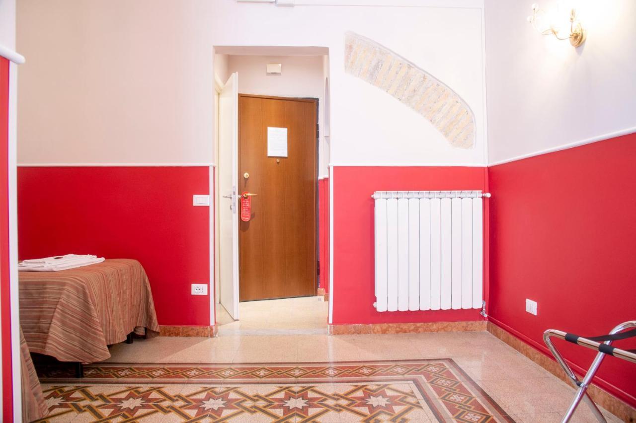 Domus Napoleone Hotel Rome Bagian luar foto