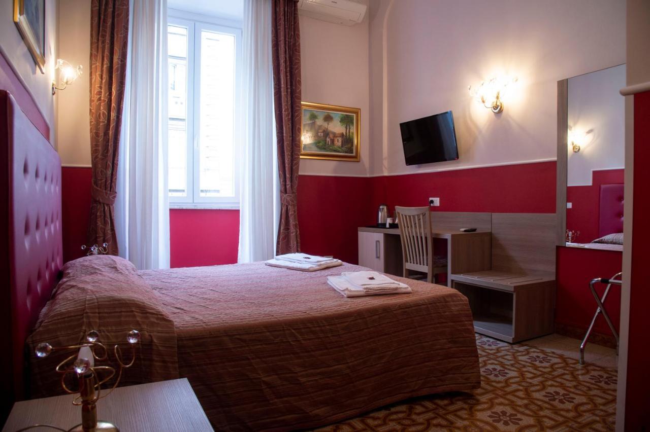 Domus Napoleone Hotel Rome Bagian luar foto