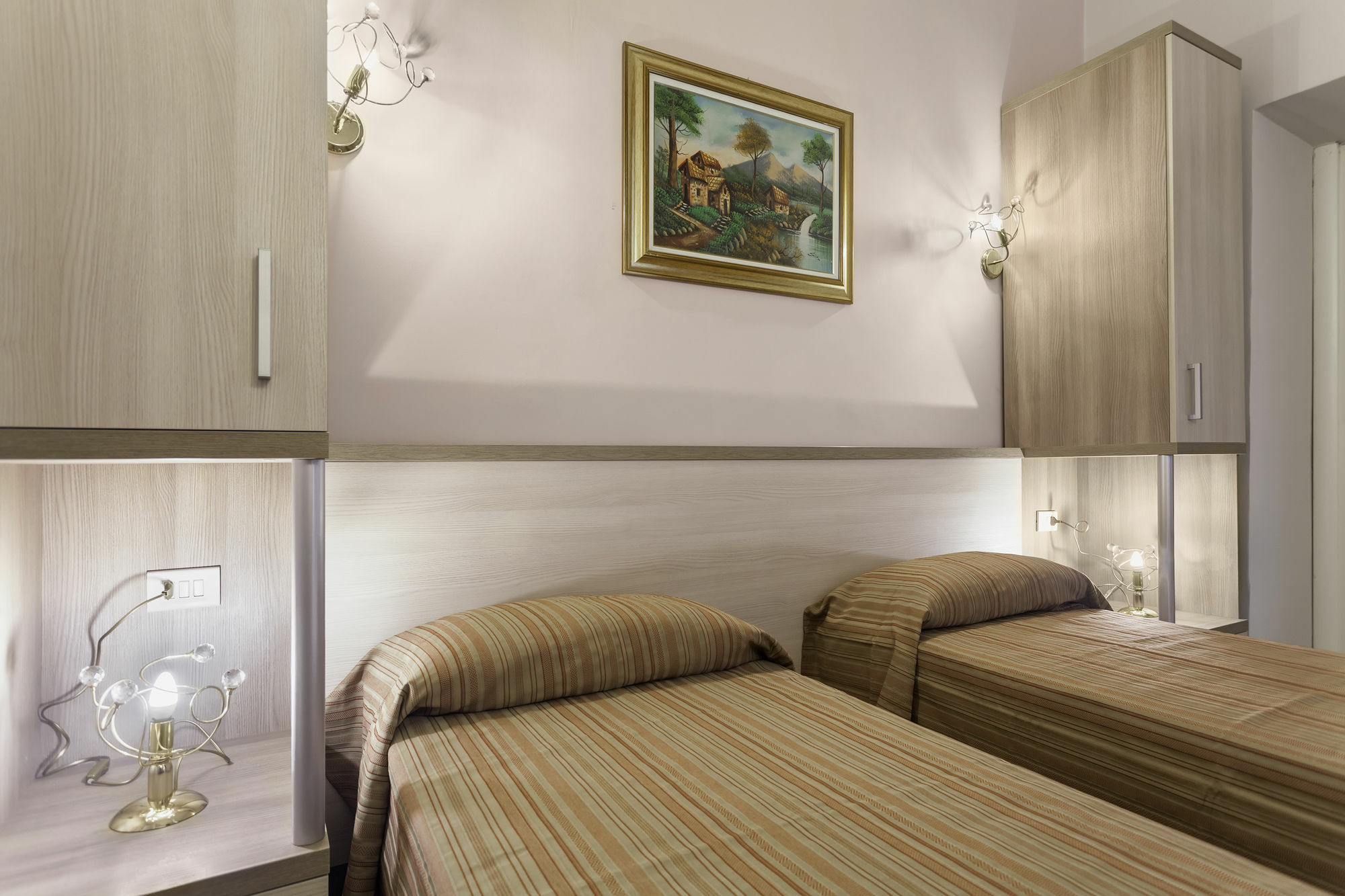 Domus Napoleone Hotel Rome Bagian luar foto